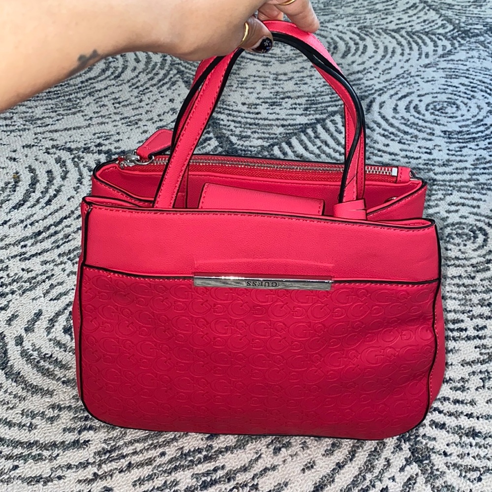 Guess purse